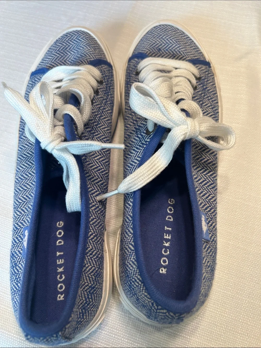 Rocket Dog Blue Herringbone Low-Top Sneakers with White Laces